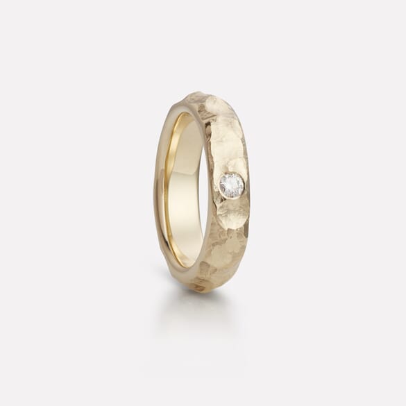 Fjell ring in yellow gold, women`s