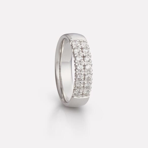 Two-row ring in white gold with diamonds