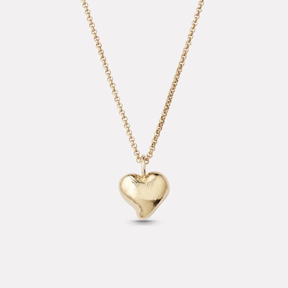 Mia heartpendant in gold plated silver with chain