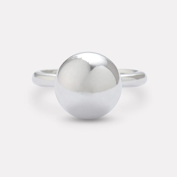 Globe ring in silver